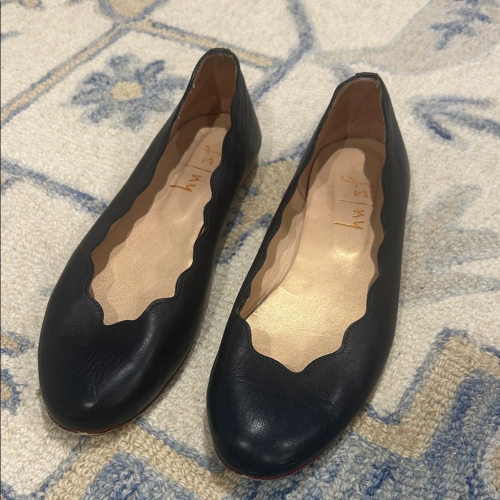 French Sole Navy Scalloped Leather Flats
